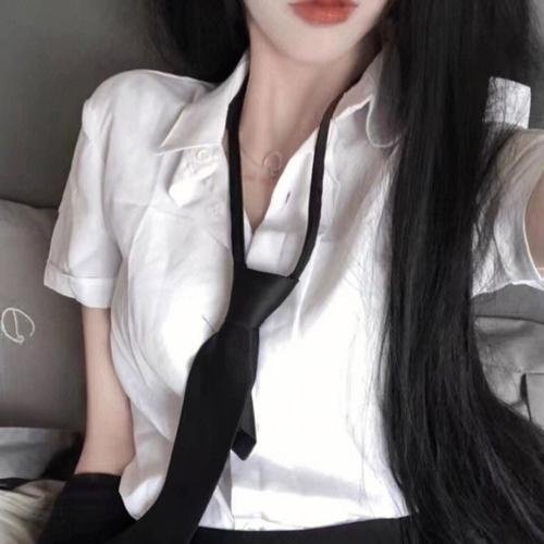 少女的塞勒姆